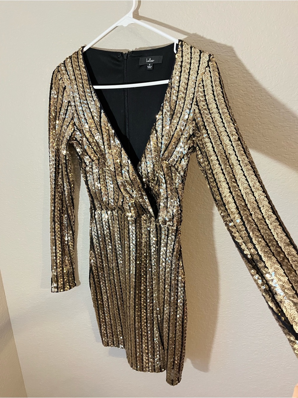 NWOT Lulus Gold Black Sequin Faux Wrap Mini Dress Long Sleeve Party S Vegas - Picture 3 of 11
